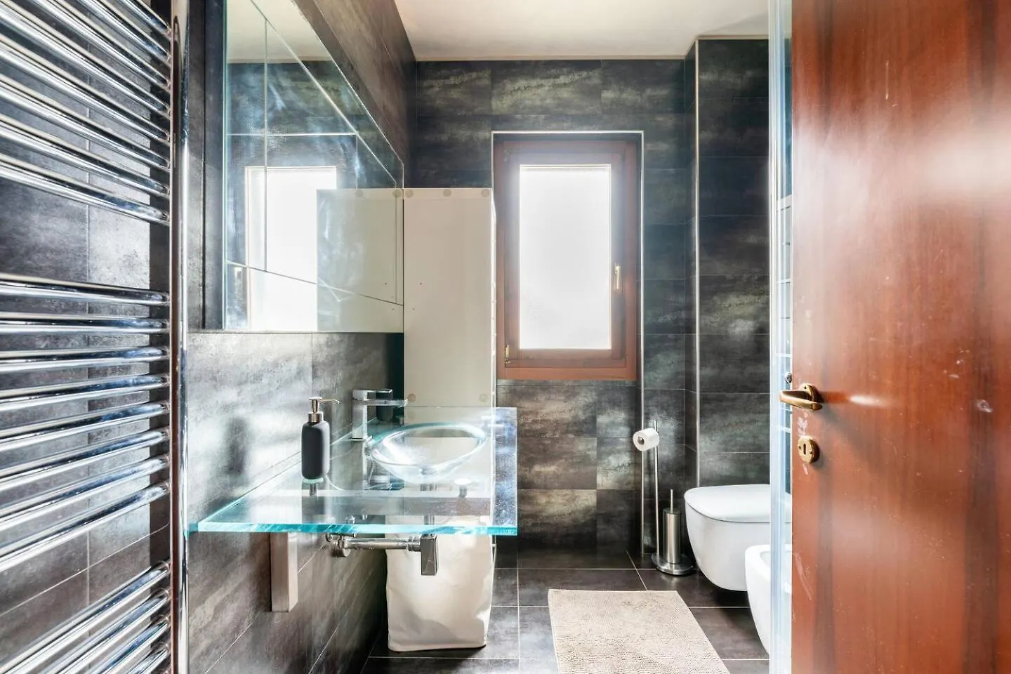 Nave Home Vacation - Entire Apartament Florence